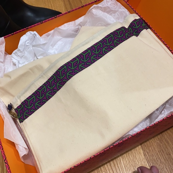 Tory Burch Lila Ankle Bootie - Picture 6 of 15